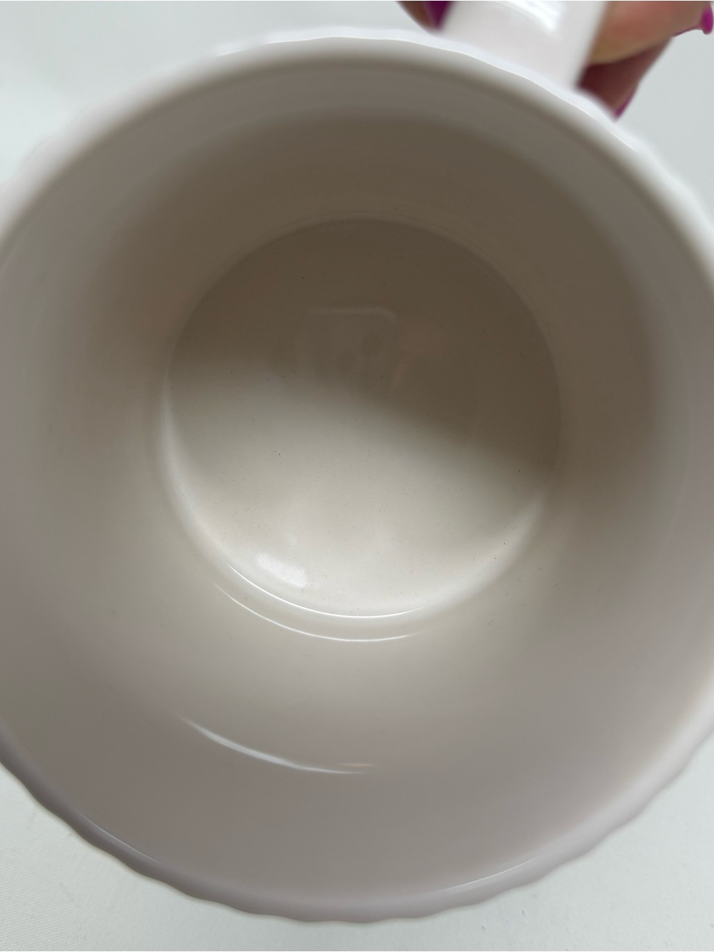 NEW STARBUCKS HOLIDAY PLEATED CERAMIC MUG - Picture 3 of 11